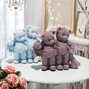 Moule en <span class=keywords><strong>silicone</strong></span> Famille d'ours style simple, design 3D chaleureux pour bougies parfumées faites à la main, résine, plâtre, décoration intérieure et artisanat - Product Image 1