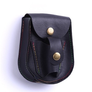 Bolso tipo Slingshot Ztc515, bolsa de cintura de cuero marrón y negro con bolas de acero, cierre de botón estilo caza, unisex - Product Image 2