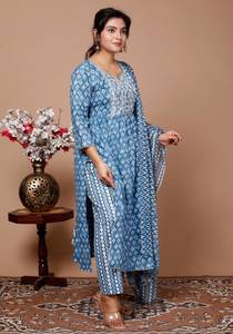 Prix usine imprimé naira coupe kurta ensemble Kurti avec Dupatta ensemble pour toutes les occasions vêtements de mariage robes indiennes pour les femmes - Product Image 2