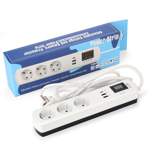 Regleta de enchufes JIUJI 16A AC 220V con pantalla de voltaje y amperaje, tomas USB tipo C, protección contra sobretensiones y sobrecorriente. - Product Image 1