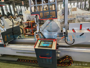 Высокоточная ЧПУ двойная режущая пила для алюминиевых профилей в оконных и дверных машинах - Product Image 5