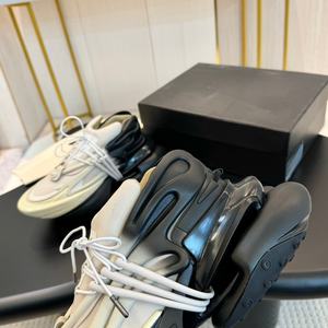 Sneakers tendance pour hommes de haute qualité, en cuir véritable, à lacets, légères, respirantes, amortissantes, semelle épaisse - Product Image 4