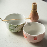 Bol à matcha en porcelaine, série Fleur de fraise, ensemble fouet à matcha, kit de préparation de matcha minimaliste et mignon, cadeau