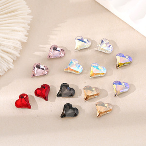 Strass 3D en forme de cœur colorés pour nail art, 8x9mm, dos plat, accessoires de bijoux DIY scintillants - Product Image 2