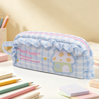Estuche de lápices con volantes y estampado de guinga, estilo estético y lindo, con bordado, bolsa de papelería suave de seersucker en colores pastel para adolescentes, regreso a clases