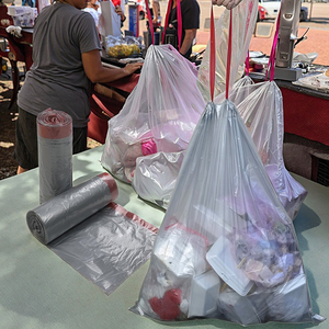 ถุงขยะกันรั่วสำหรับงานหนักปรับแต่งได้พร้อมใบรับรองกระเป๋าสะพายข้างแบบรูดได้ - Product Image 1