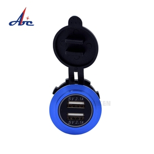 ซ็อกเก็ต<span class=keywords><strong>ชาร์จ</strong></span>ไฟในรถแบบ USB คู่15W วัสดุไนล่อนพร้อมฝาปิดกันน้ำสำหรับรถยนต์เรือรถจักรยานยนต์รถบรรทุก - Product Image 4