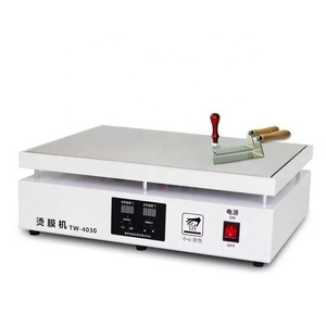 Machine d'emballage de <span class=keywords><strong>film</strong></span> de thermoscellage de boîte-cadeau de <span class=keywords><strong>parfum</strong></span> de haute qualité machine d'emballage de repassage de <span class=keywords><strong>film</strong></span> rétractable chauffant en cellophane - Product Image 1