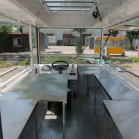Remolque de Comida Móvil de Acero Inoxidable de 4 Ruedas con Motor de 1500W, Iluminación LED y Rango Combinado para Servicio de Comida Rápida al Aire Libre