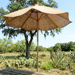 Parasol en fibre de coco naturelle pour espaces commerciaux extérieurs, hôtellerie et aménagement paysager de stations balnéaires Eco2go Vietnam - Product Image 1