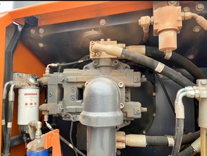 รถขุด DOOSAN DX380 มือสอง 38 ตัน เครื่องยนต์คัมมินส์ ปั๊มไฮดรอลิกคาวาซากิ มอเตอร์ วาล์ว KYB ชั่วโมงการใช้งานต่ำ สภาพ 90% ใหม่ ราคาแข่งขัน ปี 2023 - Product Image 6