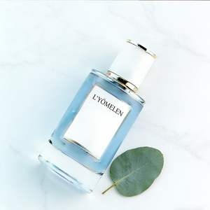 Perfume Natural Suave con Aroma Amaderado a Pachulí, Neroli y Naranja Amarga, Larga Duración, Colección de Diseñador Francés - Product Image 2