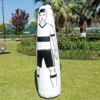 Gardien de but coup de pied défenseur formation gonflable Football Football factice poinçonnage boxe humain factice