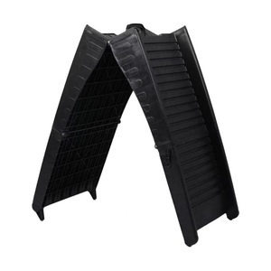 Rampa para Perros de Material PP Apta para Mascotas, Rampa para Perros Negra para Exteriores, Protege las Rodillas del Perro, Rampa para Perros para Uso en Automóviles - Product Image 3