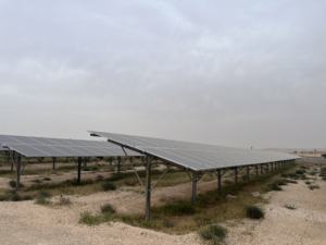 Top Performance pour LONGi 565W 144 Cellule N-Type Power Generation Panneaux photovoltaïques pour une charge efficace - Product Image 2