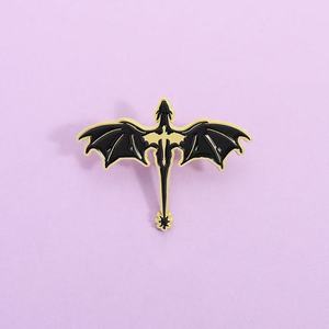 Broche <span class=keywords><strong>Dragon</strong></span> Volant Halloween en Promotion – <span class=keywords><strong>Totem</strong></span> <span class=keywords><strong>Dragon</strong></span> Noir en Alliage de Zinc avec Impression UV et Émail Texturé Noir Nickelé - Product Image 1