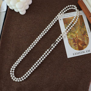 Nuova <span class=keywords><strong>Collana</strong></span> <span class=keywords><strong>Lunga</strong></span> da Donna con <span class=keywords><strong>Perle</strong></span> Simulate da 6mm, Catena per Maglione, Stile Retrò a Strati, Lusso Leggero e <span class=keywords><strong>di</strong></span> Alta Moda - Product Image 2