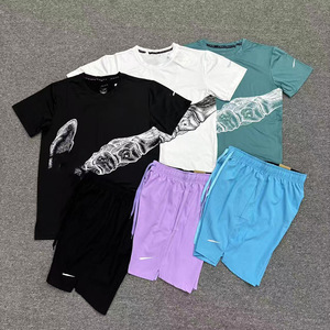 Completo T-shirt Casual 2026 Nuovo da Uomo e Donna, Girocollo, Vestibilità Ampia, Personalizzato, Abbinabile a Tutto - Product Image 1
