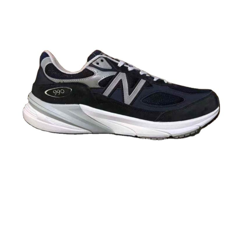 Mejora tu juego con las elegantes zapatos de marca modelo superior