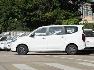 Fourgonnette compacte multi-usage économique Wuling Hongguang 2025 avec prolongateur d'autonomie, exportée de Chine - Product Image 4