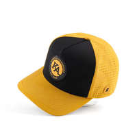Casquette Trucker Unisexe TOPCAP en Polyester 100% avec Patch en Silicone Perforé, 5 Panneaux, Réglable, pour Sports et Activités de Plein Air, Toutes Saisons, Vente en Gros OEM ODM