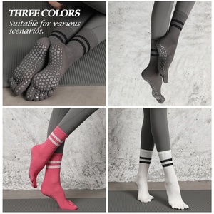Calcetines de Yoga de Algodón Premium Rosa con Doble Barra Antideslizante para Mayor Comodidad y Seguridad, Calcetines de Pilates de Cinco Dedos con Barras Dobles - Product Image 5