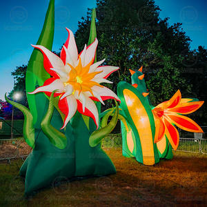 ดอกไม้ที่ทำให้พองได้ดอกไม้ในดินแดนมหัศจรรย์ดอกไม้สำหรับตกแต่งขบวนพาเหรดดอกไม้ทำให้พองได้ปลาปิรันย่ามีไฟ - Product Image 2