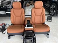Siège de course de luxe pour Land Cruiser LC200 LC300 VIP Capitaine Siège arrière Support de jambe électrique Appui-tête Nouveaux sièges de voiture modifiés en PU