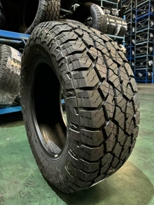 Pneus tout-terrain FLOURISH A/T FC60 toutes saisons 235/70R16 265/65R17 avec maniabilité sur route sèche et humide, haute stabilité pour SUV - Product Image 1