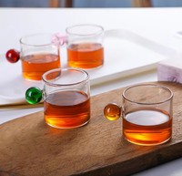 Tasse en verre artisanale de style moderne, résistante à la chaleur, avec anse colorée, paille sans BPA avec bouchon, compatible lave-vaisselle et micro-ondes, pour le lait