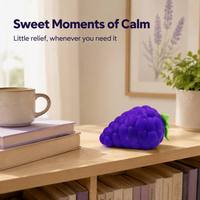 Balle anti-stress en forme de grappe de raisins, texture gelée douce et réaliste, avec feuilles vertes, taille paume, pour le bureau