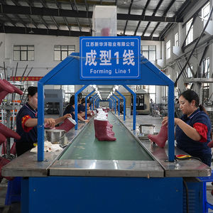 Kadınlar için FS-65 Trendy Kaymaz Su Geçirmez Lastik Çizmeler - Product Image 5