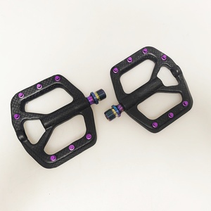 Pédale de vélo légère en alliage de titane et fibre de <span class=keywords><strong>carbone</strong></span> pour vélo de montagne et de route BMX MTB Pedales De Bicicleta - Product Image 3