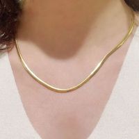 Xinfly Au750 2.2mm 2.5mm 3.4mm 18k Collier chaîne serpent pour homme en or massif plat à chevrons, collier ras-du-cou raffiné