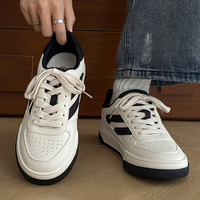Chaussures basses décontractées pour hommes, blanches, sur mesure, 2026, antidérapantes, pour skateboard, marche, avec un nouveau design souple pour toutes les saisons