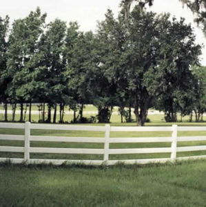 Cerca para Cavalos com Estrutura de Aço de Fácil Montagem, Resistente a Raios UV, Vinil Ecológico, Altura Personalizável (1-1,8m), <span class=keywords><strong>2</strong></span>/<span class=keywords><strong>3</strong></span>/4 Trilhos e Trilhos Transversais - Product Image 2