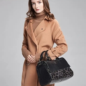 Sac à Main Femme Grande Capacité Tendance Imprimé Léopard, Sac Bandoulière Fourre-Tout en Cuir Souple Grain Litchi - Product Image 5