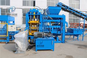 Máquina Automática para Fabricar Bloques de Pavimento QT12-15, Maquinaria para Ladrillos de Alta Eficiencia y Conveniencia en la Producción de Ladrillos - Product Image 6