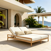 Chaise longue double de luxe pour l'extérieur, lit de repos, mobilier de patio, transat, canapé pour villa, hôtel, complexe hôtelier, bord de piscine