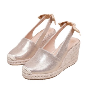 Sandales compensées pour femme à paillettes, bout ouvert, talon couvert, doublure PU, semelle extérieure en paille, à enfiler, rehaussantes, avec nœud décoratif, pour l'été - Product Image 5