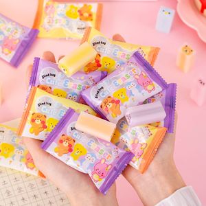 Boîte mystère de papeterie scolaire pour enfants, gommes fantaisie mignonnes en forme d'animaux 3D - Product Image 2