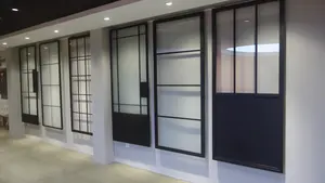 Porta de celeiro de vidro com moldura de aço preto Vidro Temperado transparente