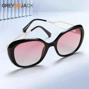 Gafas de Sol para Mujer Grey Jack K013, Montura Metálica Negra TR, Lentes Degradadas Rosas, Protección UV400, Tipo 3, Polarizadas - Product Image 1