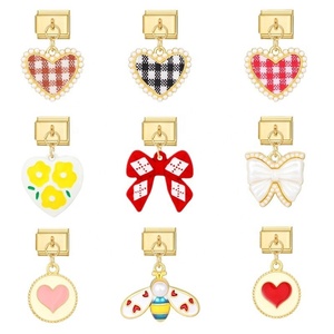 Bracelet créatif personnalisé italien à fond doré, nœud papillon d'amour, chaîne dorée - Product Image 1