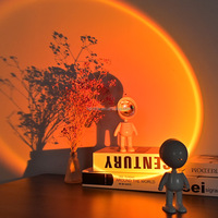 Lámpara Proyector de Atardecer Recargable con Forma de Mini Robot, Luz Nocturna LED Giratoria con Efecto Arcoíris para Decoración de Cumpleaños, Fotografía y Fiestas