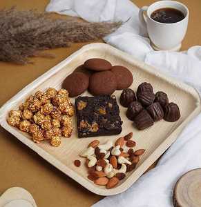 Assiette carrée jetable écologique en feuille de palmier d'arec, naturelle et biodégradable, pour servir les aliments - Product Image 3