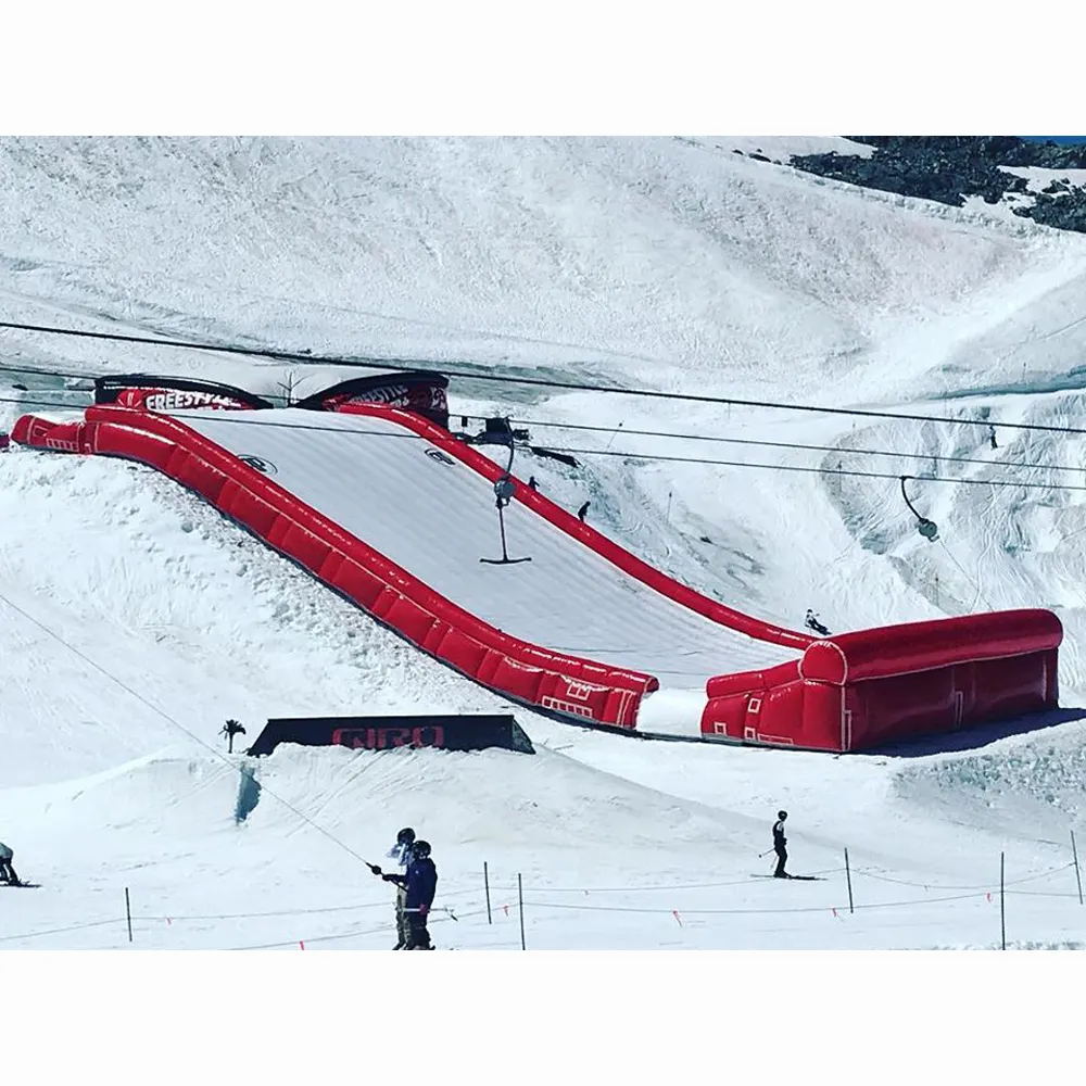 На открытом воздухе 22x8 м гигантский надувной для катания на сноуборде посадки подушка безопасности с составной детали спирального кабели для лыжного спорта тренировок из Китая надувная фабрика