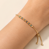 Bracelet ajustable Mylove en laiton plaqué or 18 carats avec cabochon ovale en nacre et chaîne maille forçat pour femme – Bijoux de mode