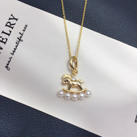 SHDIYAYUN Vente en gros de pendentifs personnalisés multi-perles en forme de cheval plaqués or avec perle d'eau douce naturelle