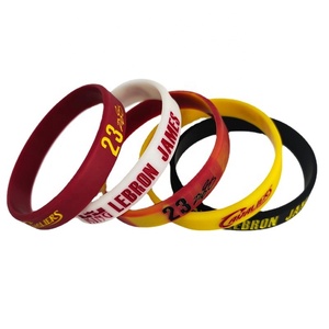 Pulseras Deportivas de Silicona Personalizables, Pulseras de Baloncesto con Mensaje y Logotipo - Product Image 2